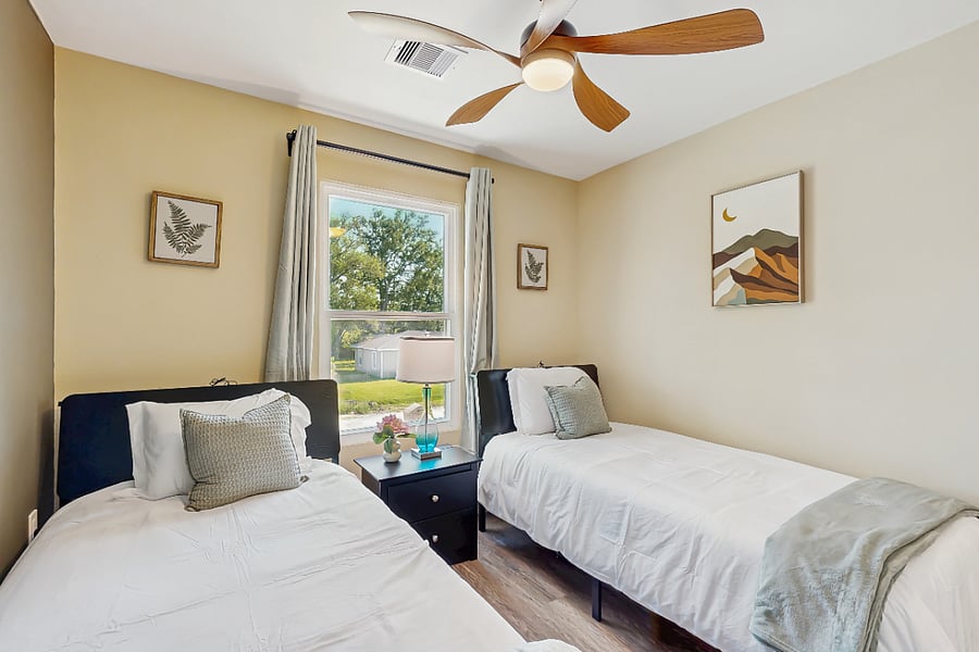 Furnished Finder property 835387_1 photo 18