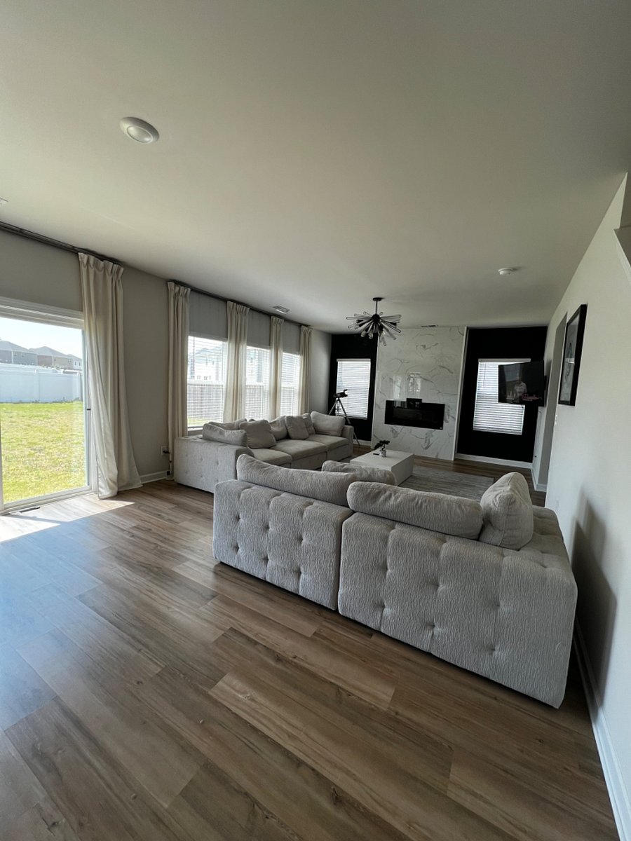 Furnished Finder property 835430_1 photo 1