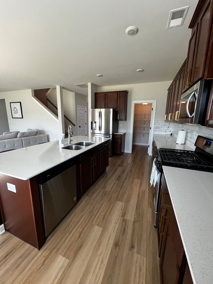 Furnished Finder property 835430_1 photo 5