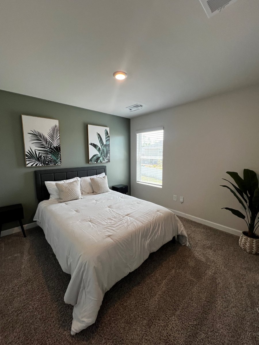Furnished Finder property 835430_1 photo 13