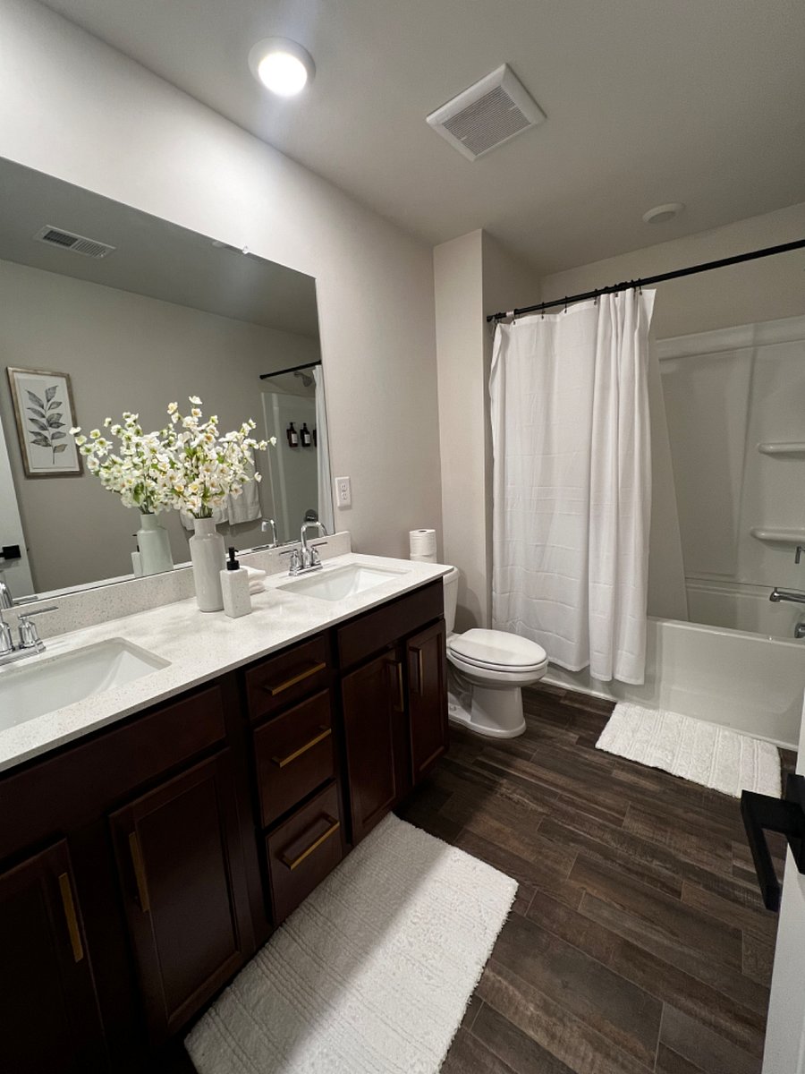 Furnished Finder property 835430_1 photo 17
