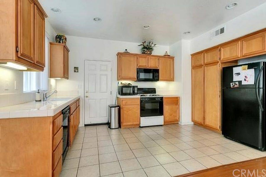 Furnished Finder property 835451_2 photo 6