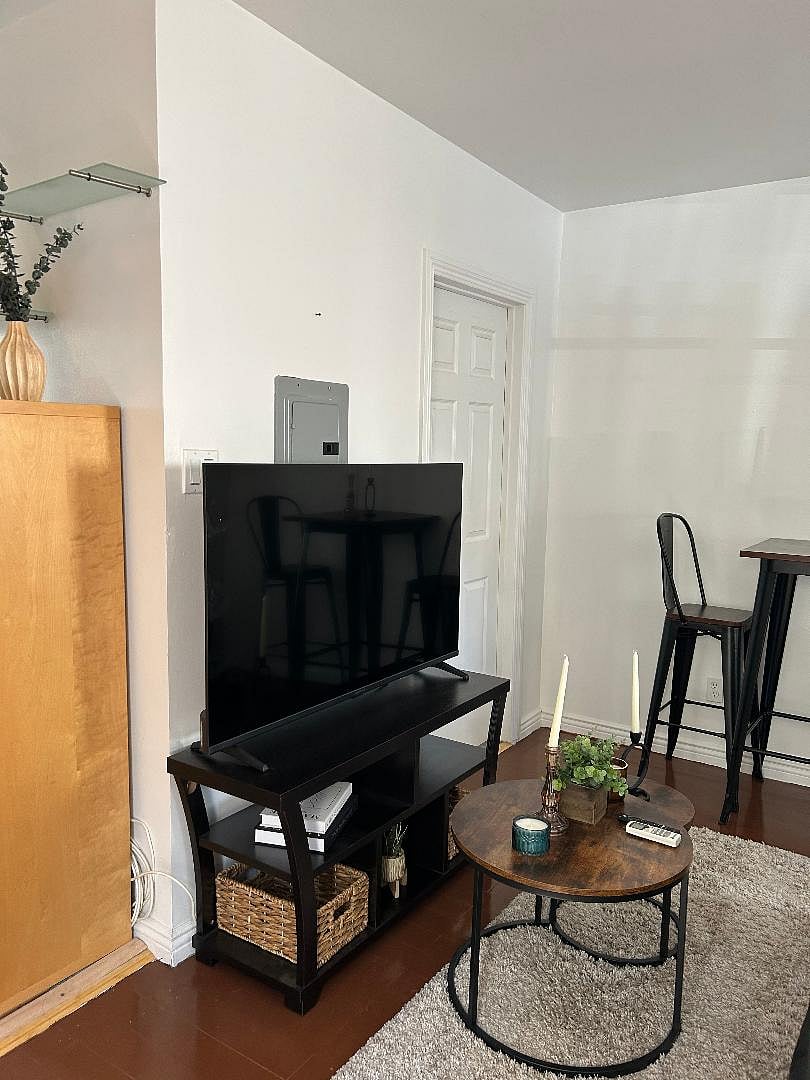 Furnished Finder property 835451_2 photo 6