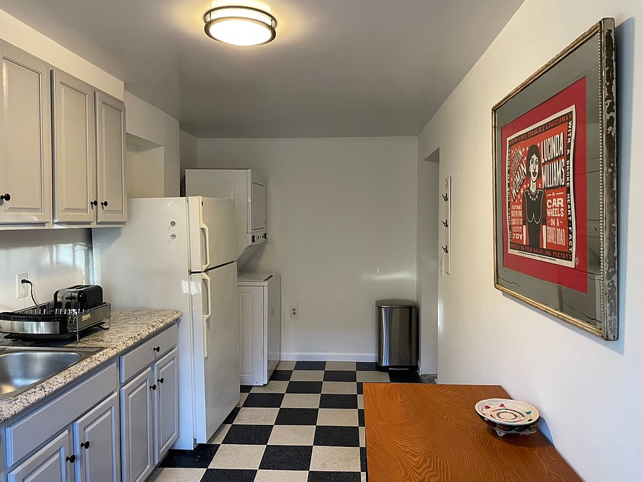 Furnished Finder property 835459_1 photo 8