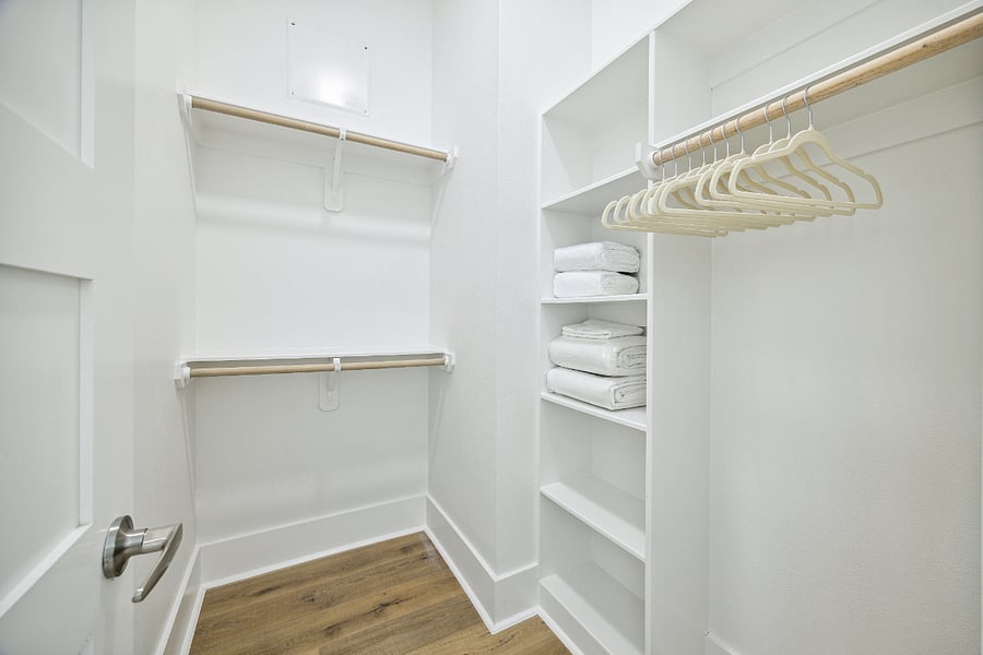 Furnished Finder property 835479_1 photo 25
