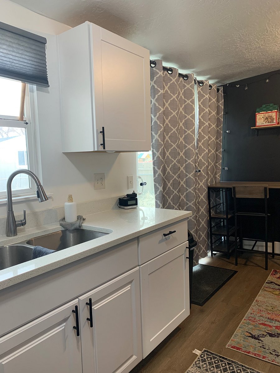 Furnished Finder property 835487_1 photo 12