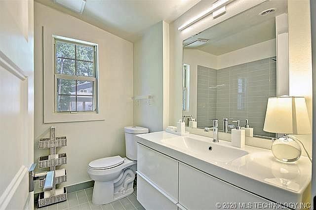 Furnished Finder property 835493_1 photo 6
