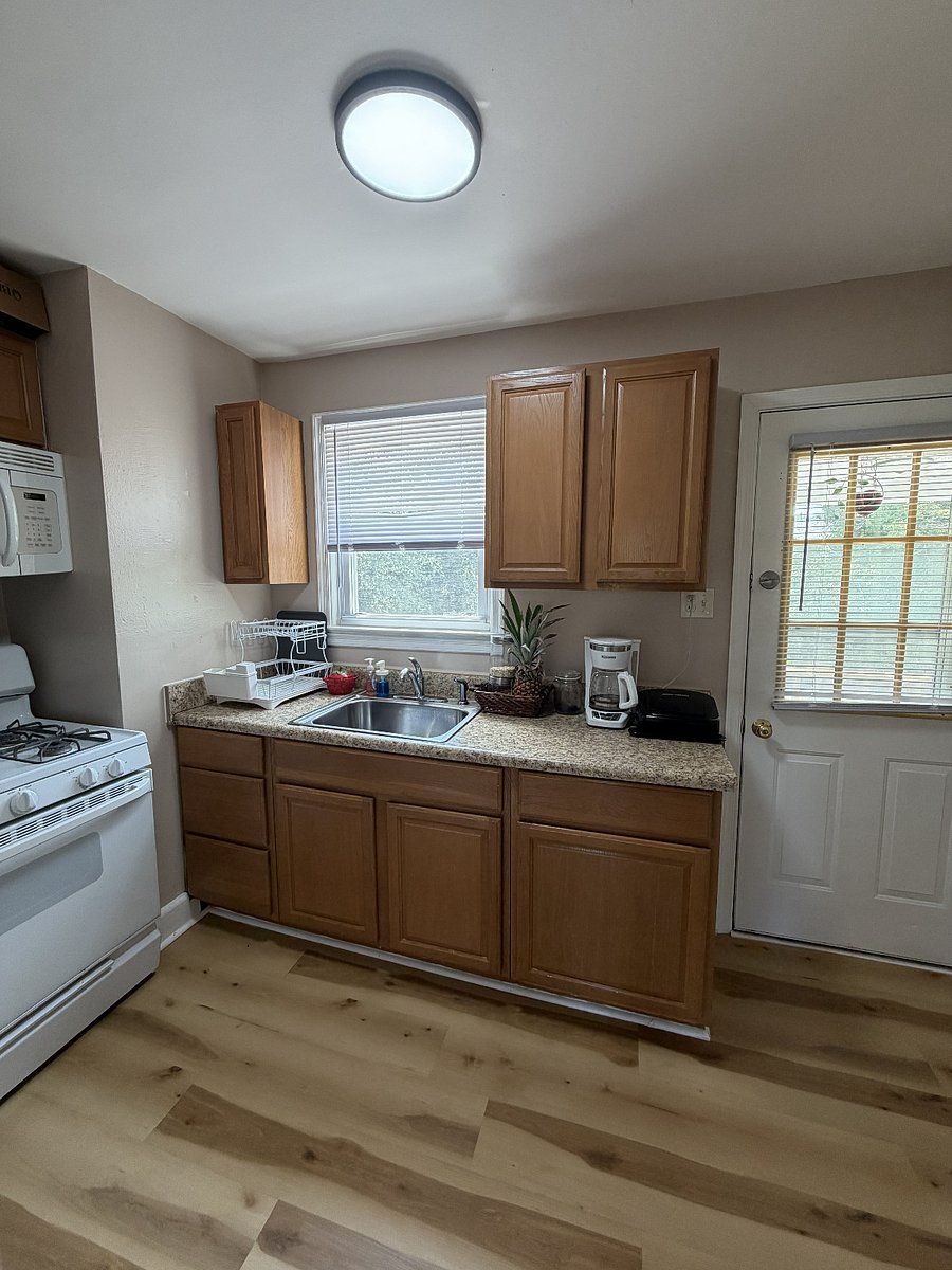 Furnished Finder property 835536_3 photo 5