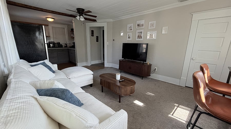 Furnished Finder property 835548_2 photo 5