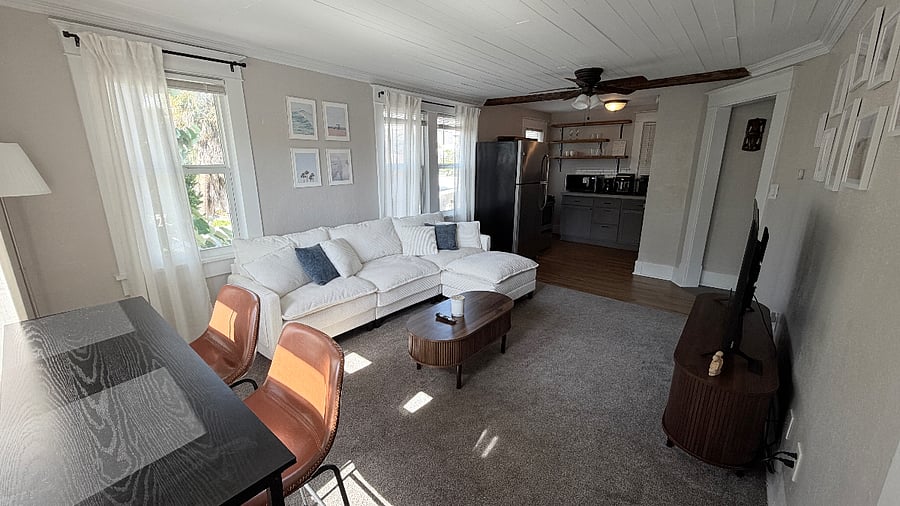 Furnished Finder property 835548_2 photo 3
