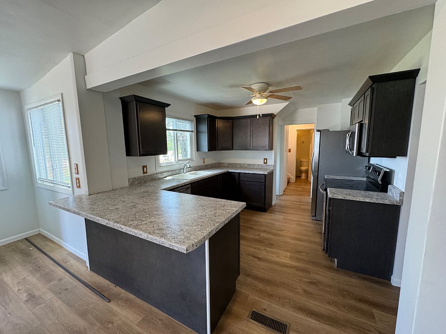 Furnished Finder property 835551_1 photo 4