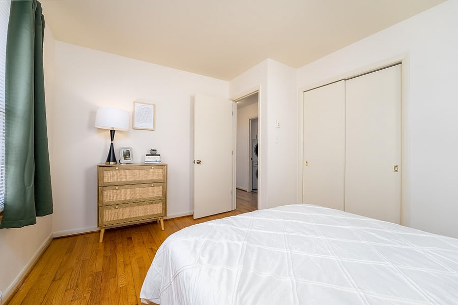 Furnished Finder property 835666_1 photo 12