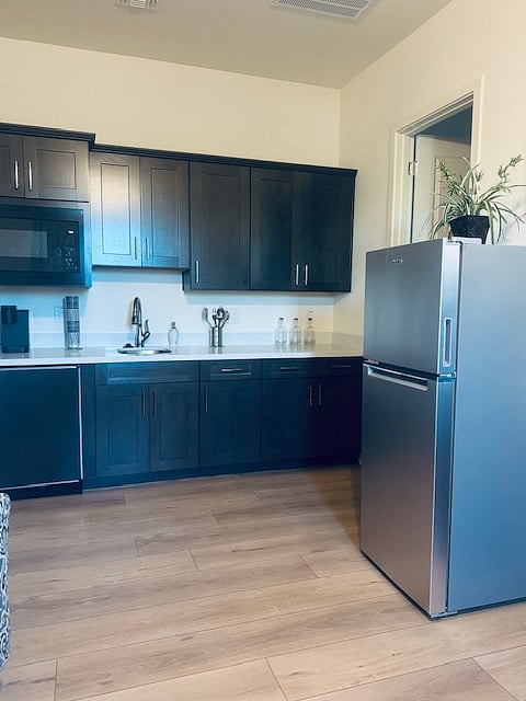 Furnished Finder property 835723_1 photo 24