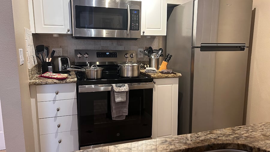 Furnished Finder property 835726_1 photo 15