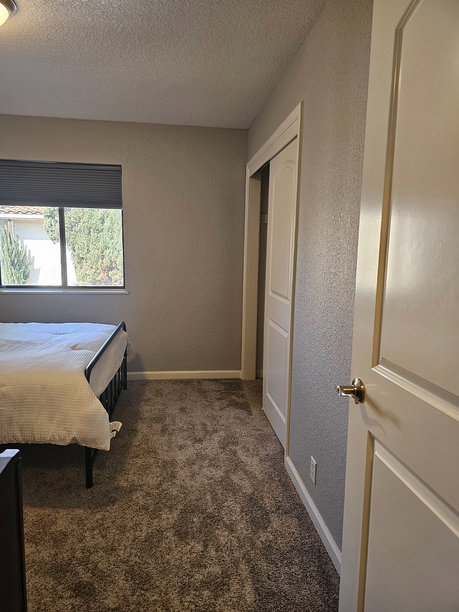 Furnished Finder property 835824_1 photo 3