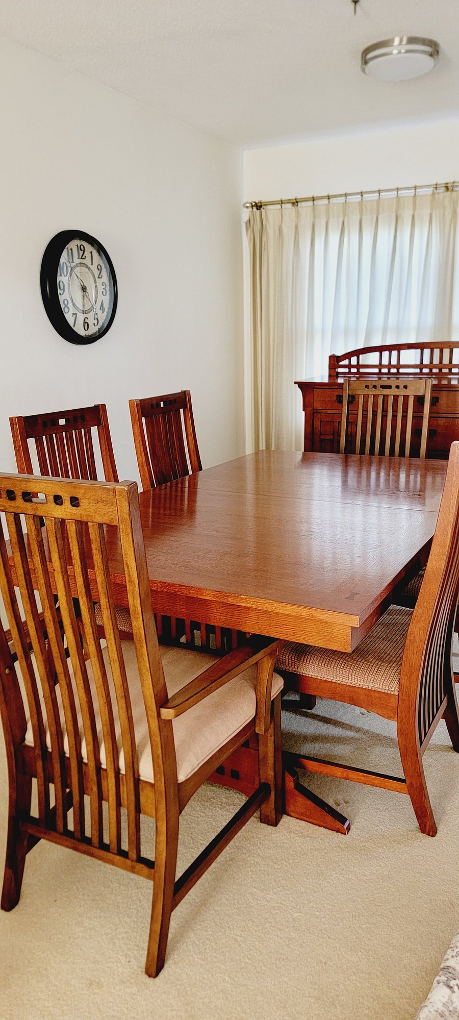 Dining area - nice size dining table, 6 chairs, with 2 additional leaves if needed