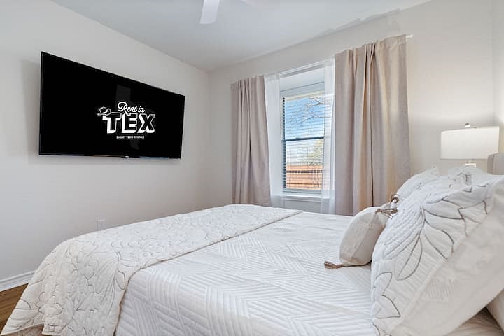 Furnished Finder property 835863_1 photo 7