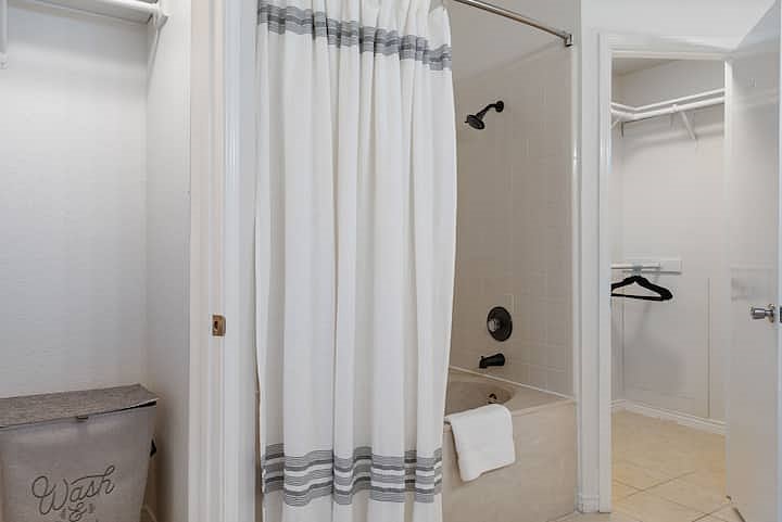 Furnished Finder property 835863_1 photo 11