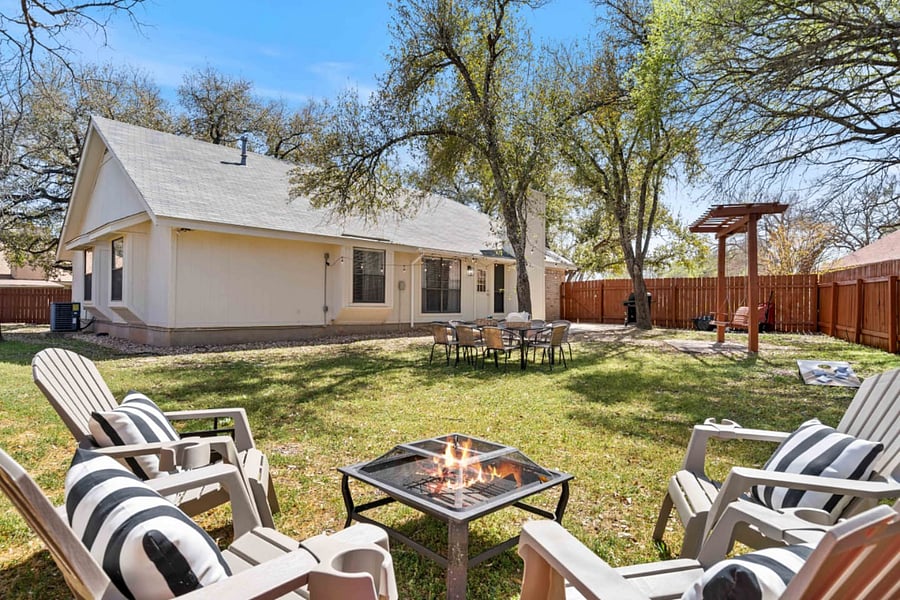 Furnished Finder property 835863_1 photo 37