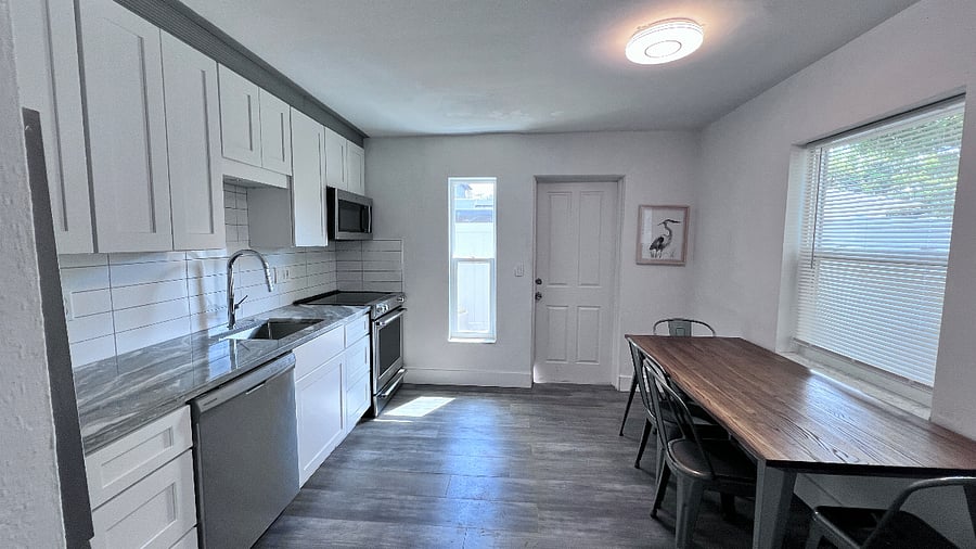 Furnished Finder property 835864_1 photo 7