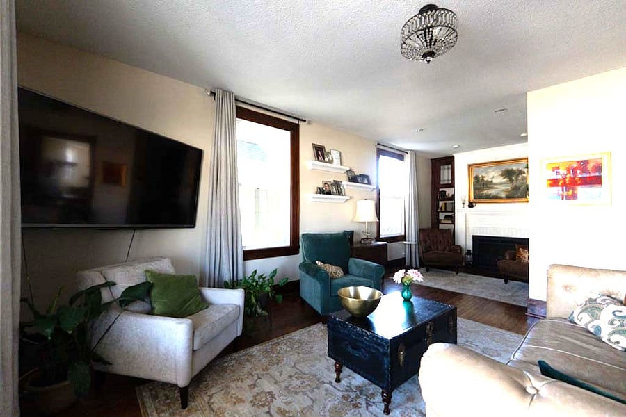 Living room with gas fireplace