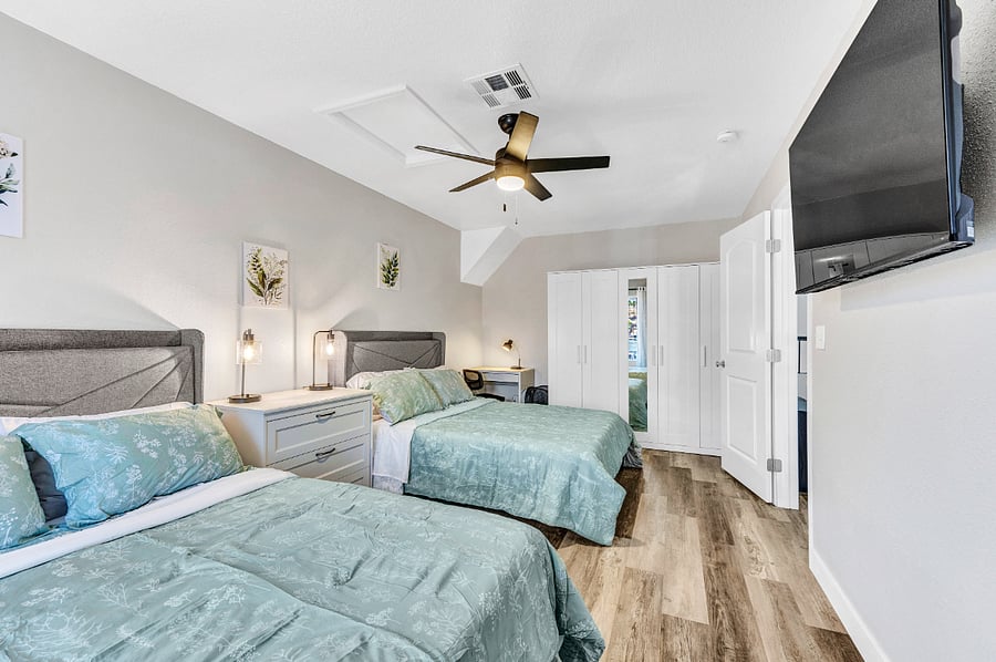 Furnished Finder property 836020_1 photo 12