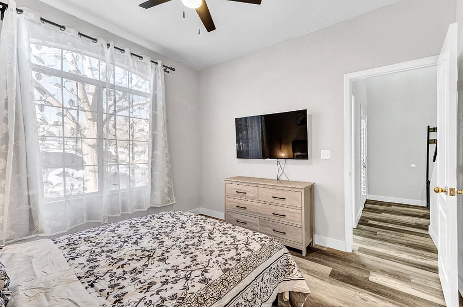 Furnished Finder property 836020_1 photo 10