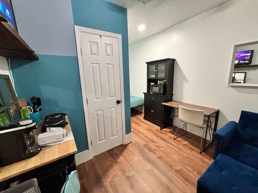 Furnished Finder property 836036_1 photo 6