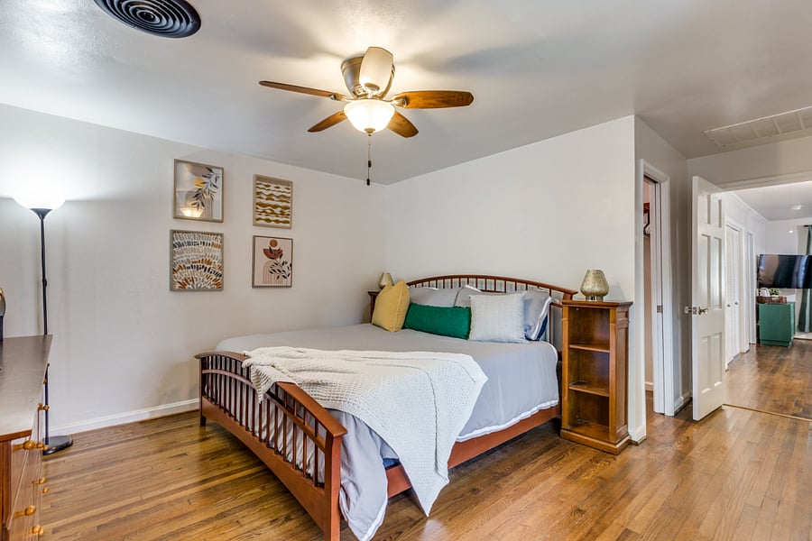 spacious master bedroom, king bed, large closet, additional seating