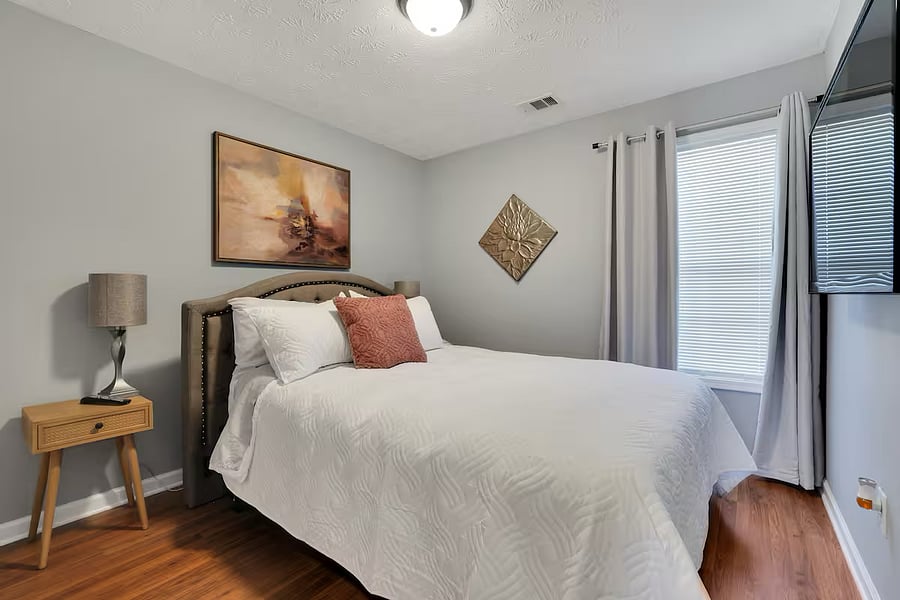 Furnished Finder property 836065_1 photo 24