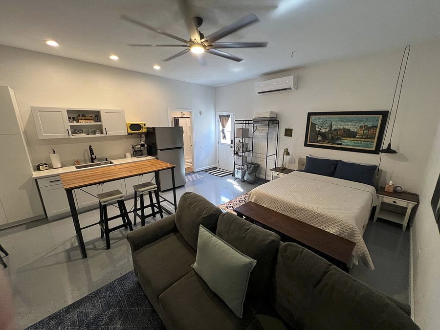 Furnished Finder property 836074_1 photo 3