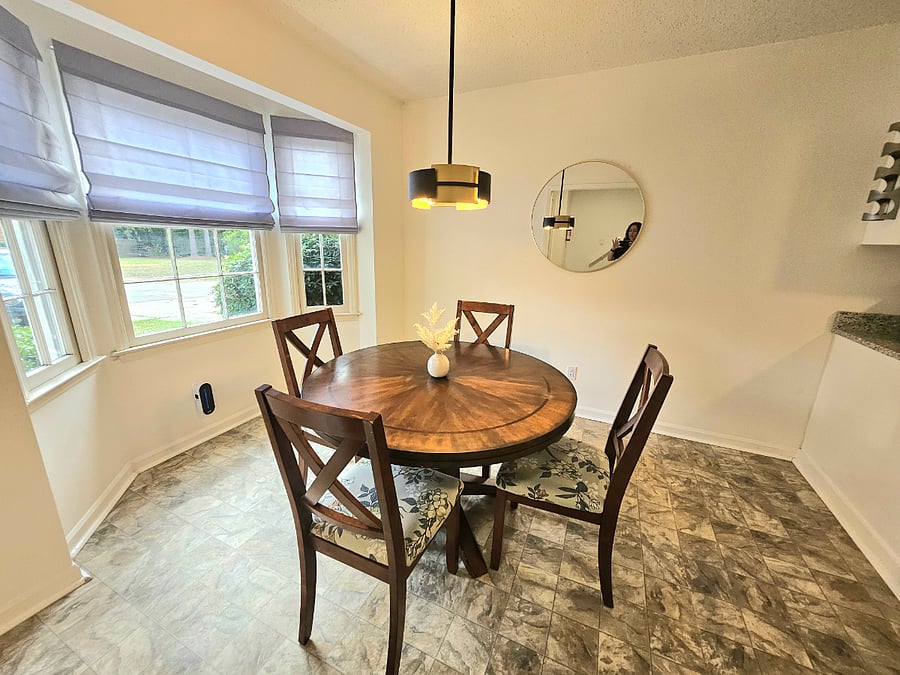 Furnished Finder property 836077_1 photo 7