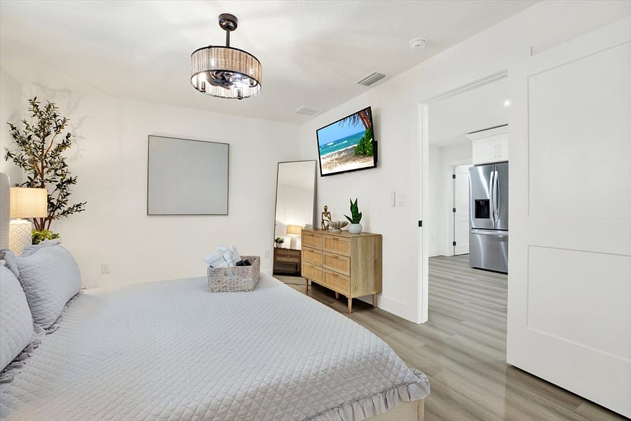 Furnished Finder property 836079_1 photo 10