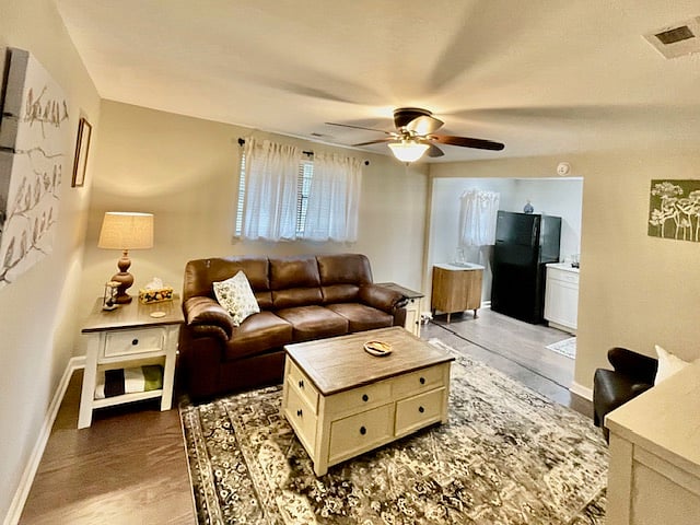 Furnished Finder property 836100_1 photo 8