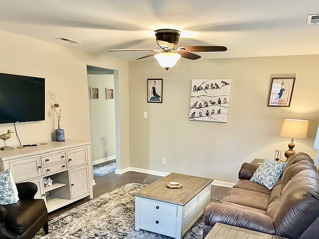 Furnished Finder property 836100_1 photo 11