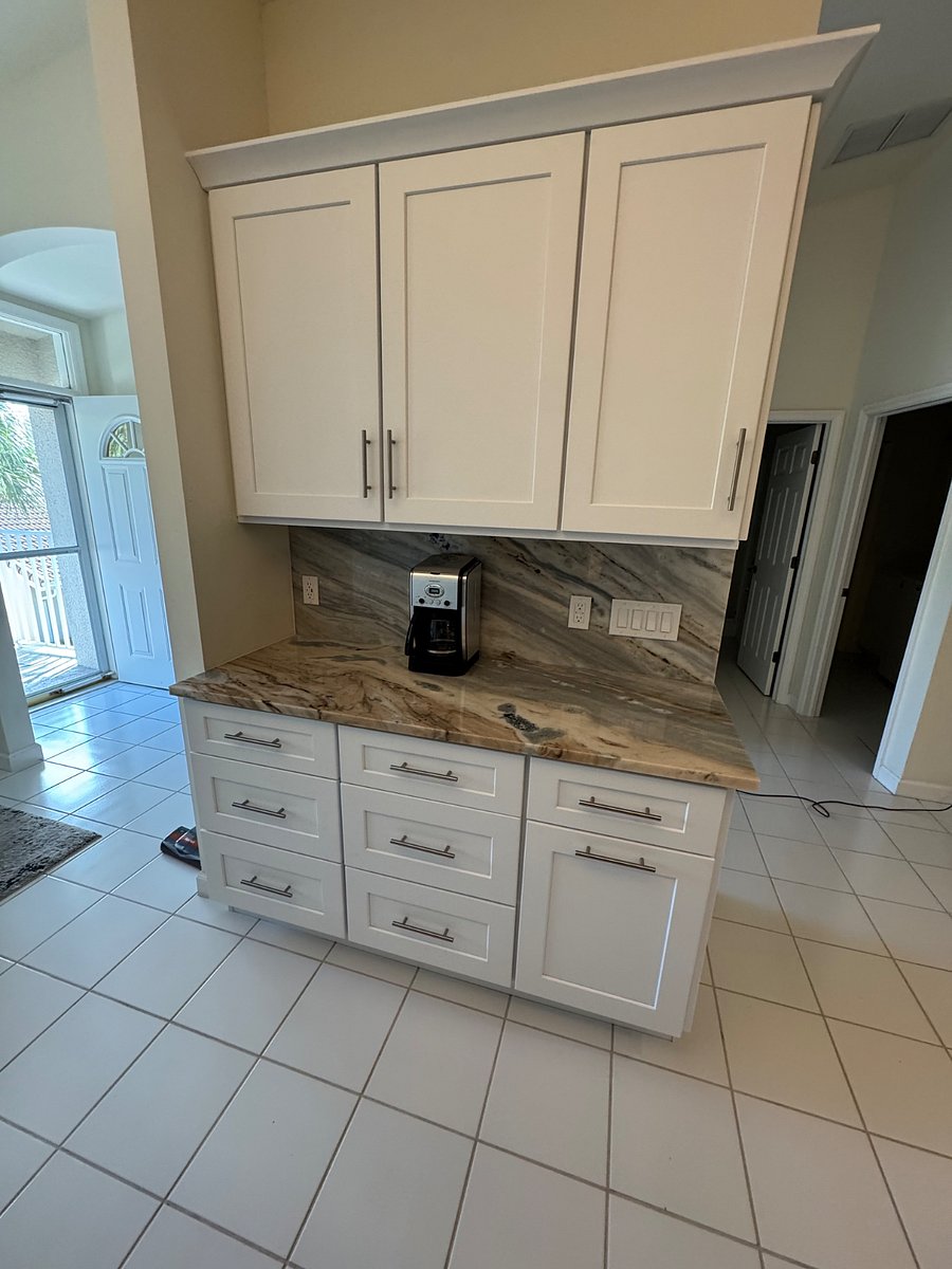 Furnished Finder property 836104_1 photo 15