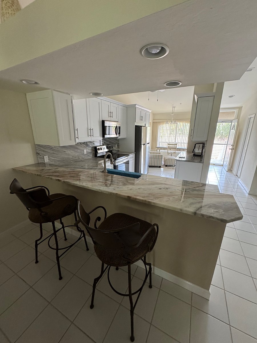 Furnished Finder property 836104_1 photo 14