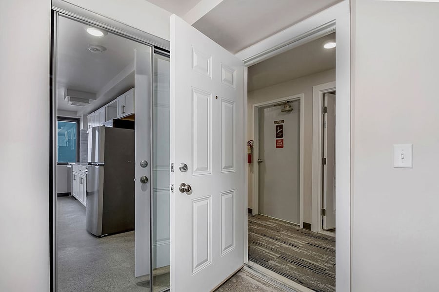 Furnished Finder property 836115_1 photo 3