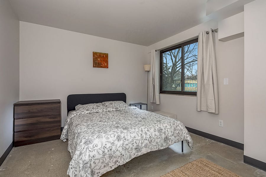 Furnished Finder property 836115_3 photo 13