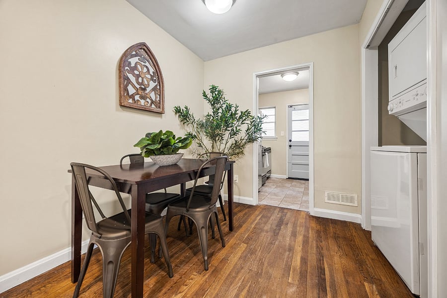 Furnished Finder property 836132_1 photo 3