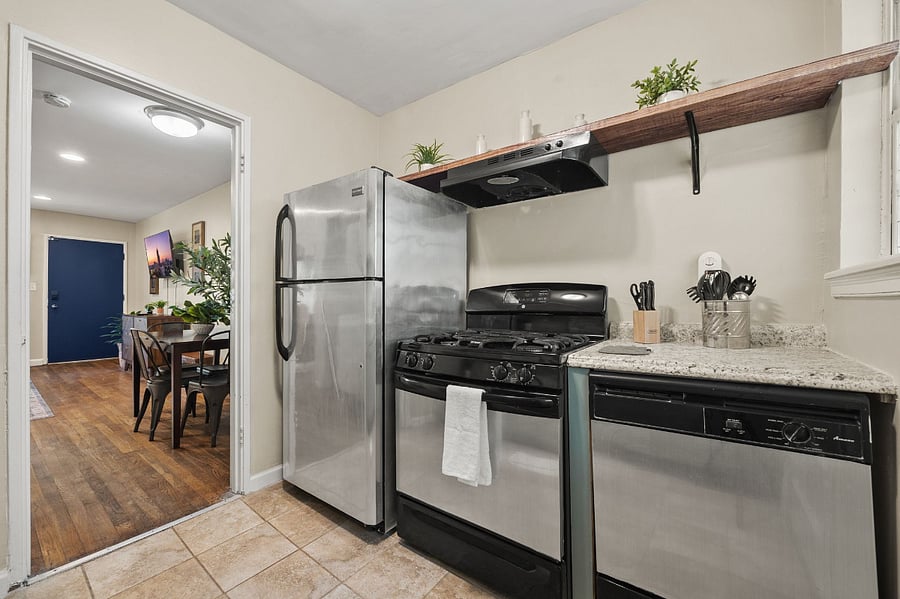 Furnished Finder property 836132_1 photo 14