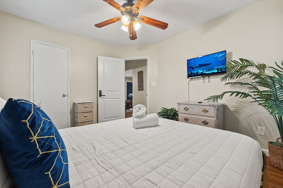 Furnished Finder property 836132_1 photo 26