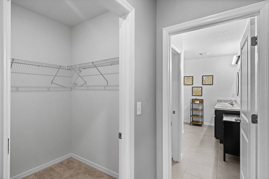 Furnished Finder property 836158_1 photo 7
