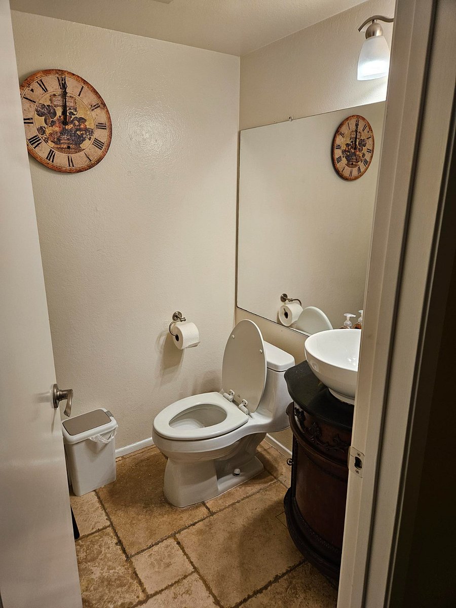 Furnished Finder property 836172_1 photo 25