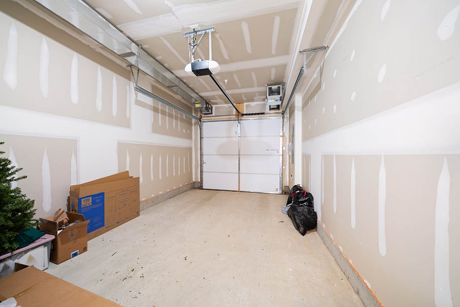 One car garage