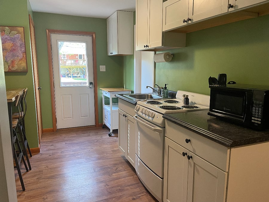 Furnished Finder property 836209_1 photo 6