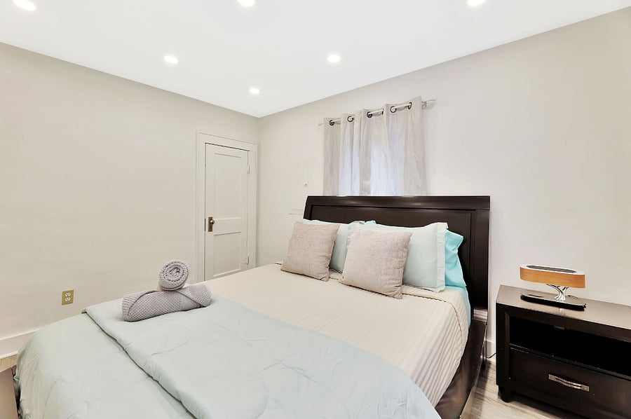 Furnished Finder property 836230_1 photo 15