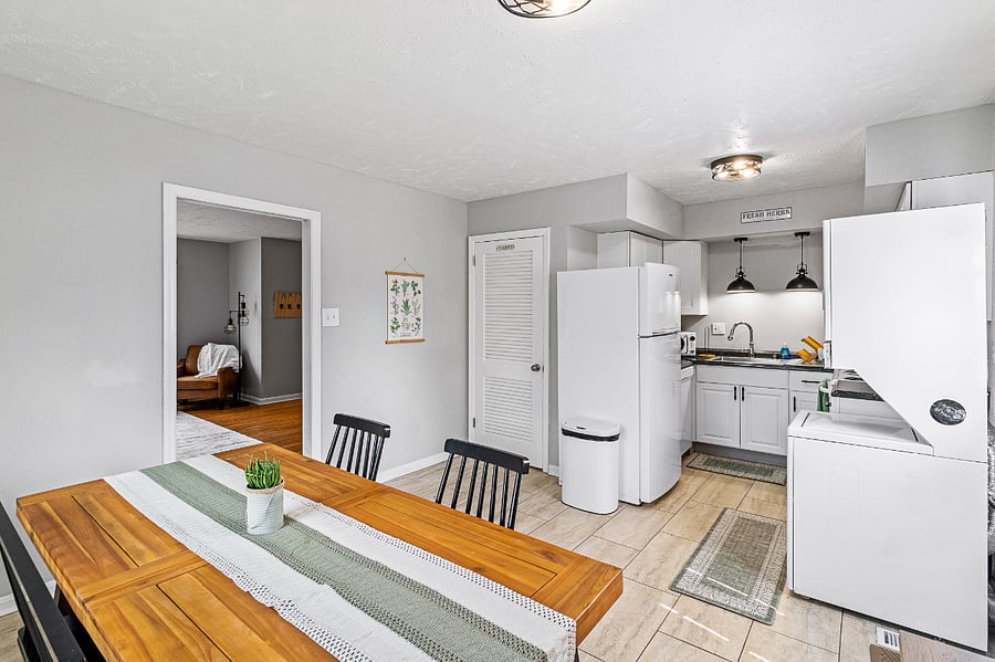 Kitchen/Dining