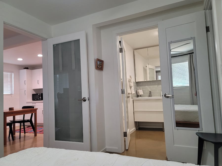 Furnished Finder property 836250_1 photo 6