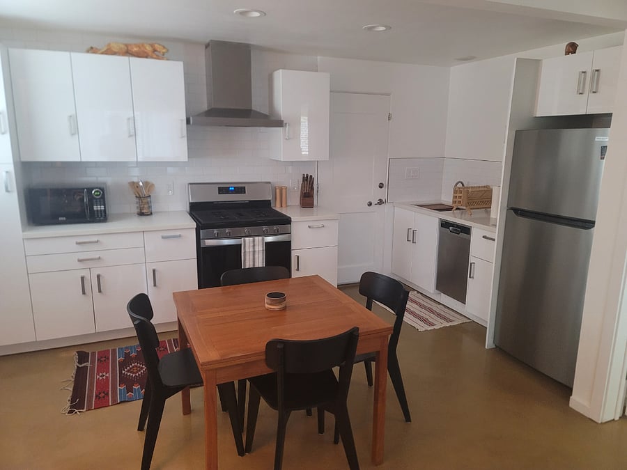 Furnished Finder property 836250_1 photo 4